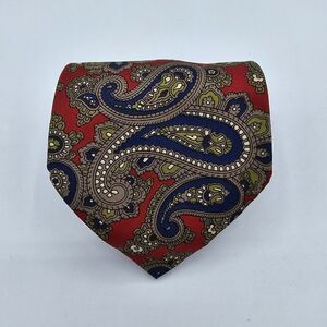 Necktie Mens Vintage by Clubfellow, measurements are 58in x 4in, Red Blue